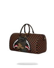 EXTERIOR GOLD ZIP POCKET SHARKS IN PARIS DUFFLE